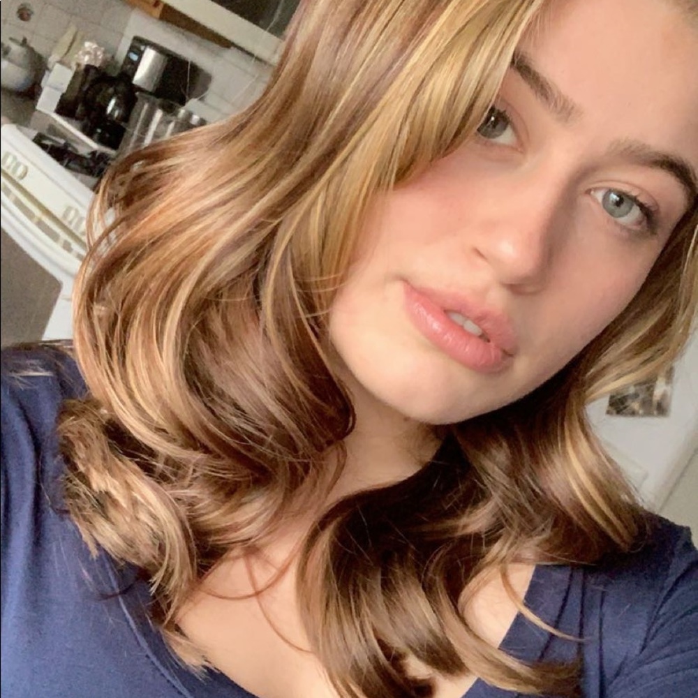 Meet your Posher, Eve